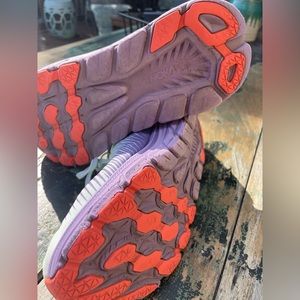 Hoka size 9.5 women